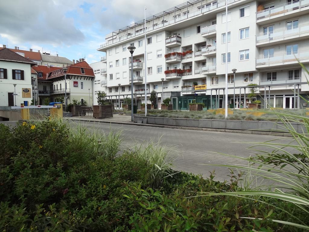 Dia Apartman Miskolc Exterior foto